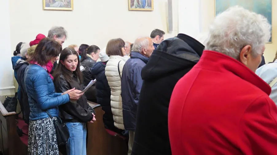 13. březen: Den modlitby a půstu za mír